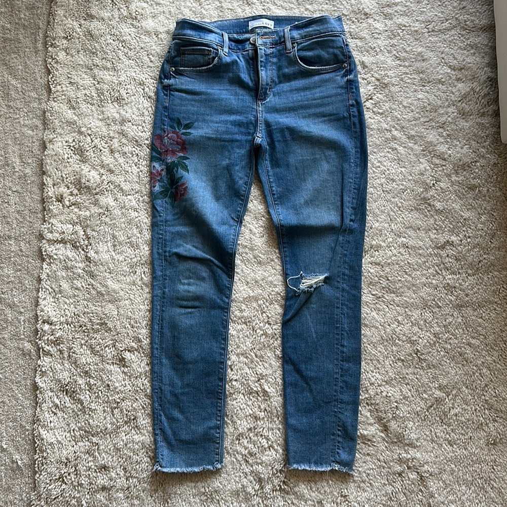 Ann Taylor LOFT Stretch Jeans with Flowers Detail Skinny Size 4/27